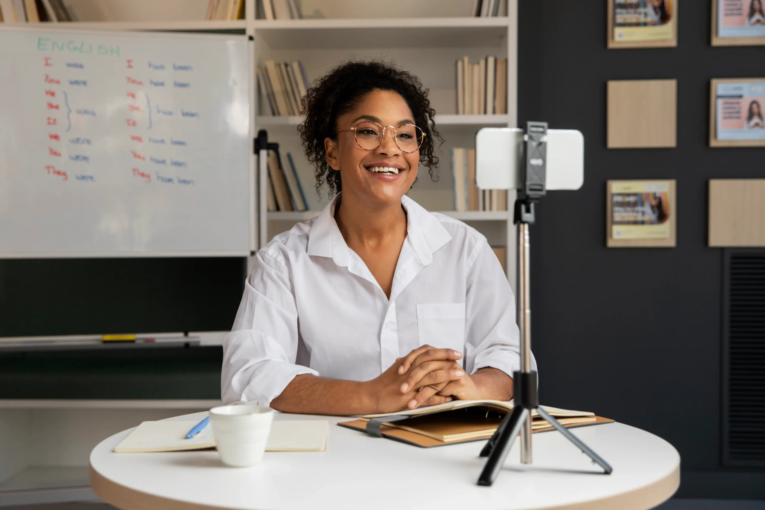 medium-shot-smiley-woman-recording-herself